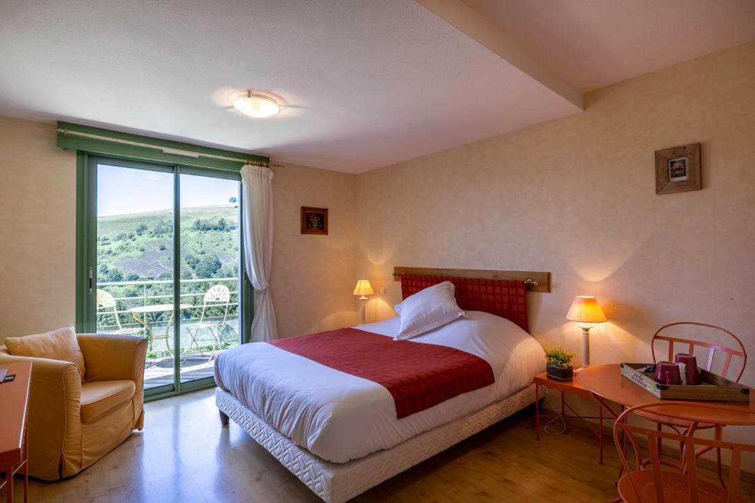 Logis Auberge Du Fel Le Fel Eksteriør bilde