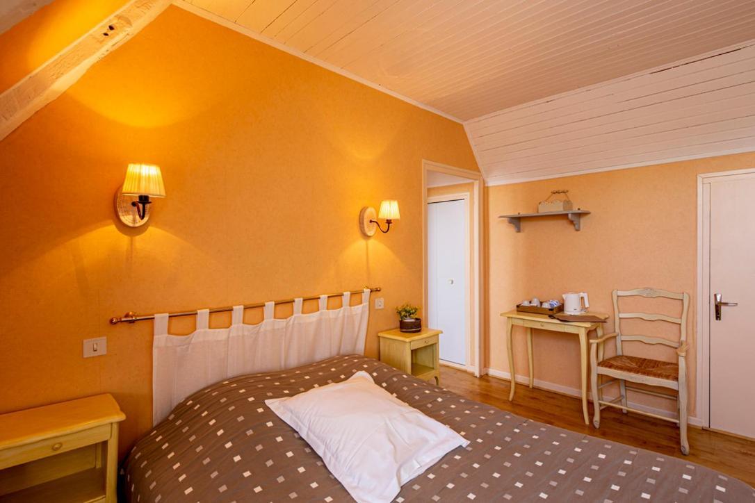 Logis Auberge Du Fel Le Fel Eksteriør bilde